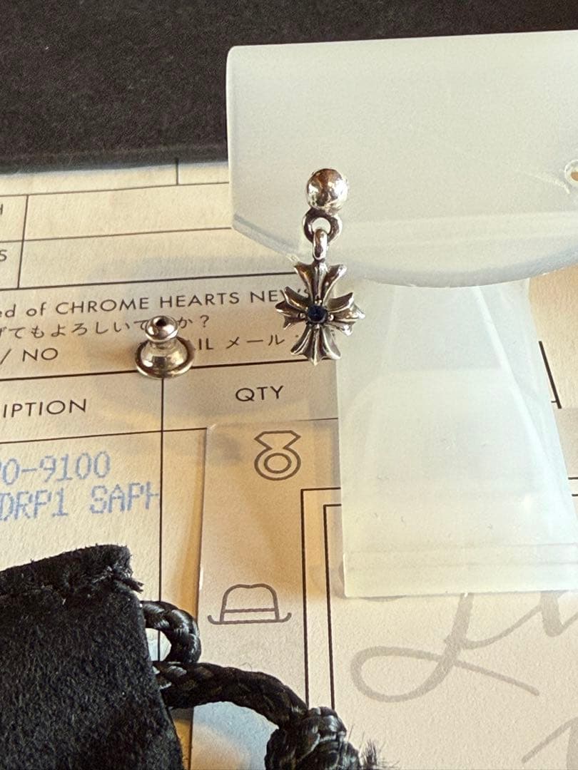 クロムハーツタイニースタックCHクロスドロップピアス サファイヤ あんしん鑑定済
