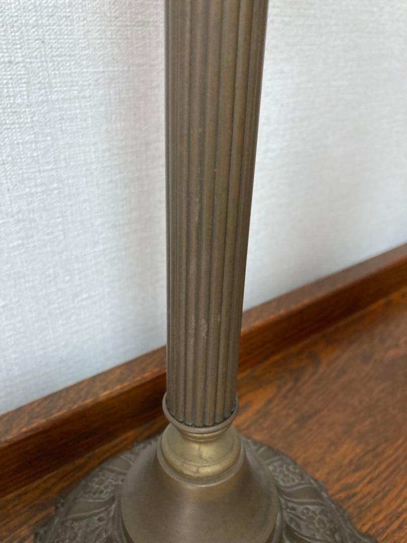 アンティーク☆磨りガラスシェード テーブルランプ＊欠けあり