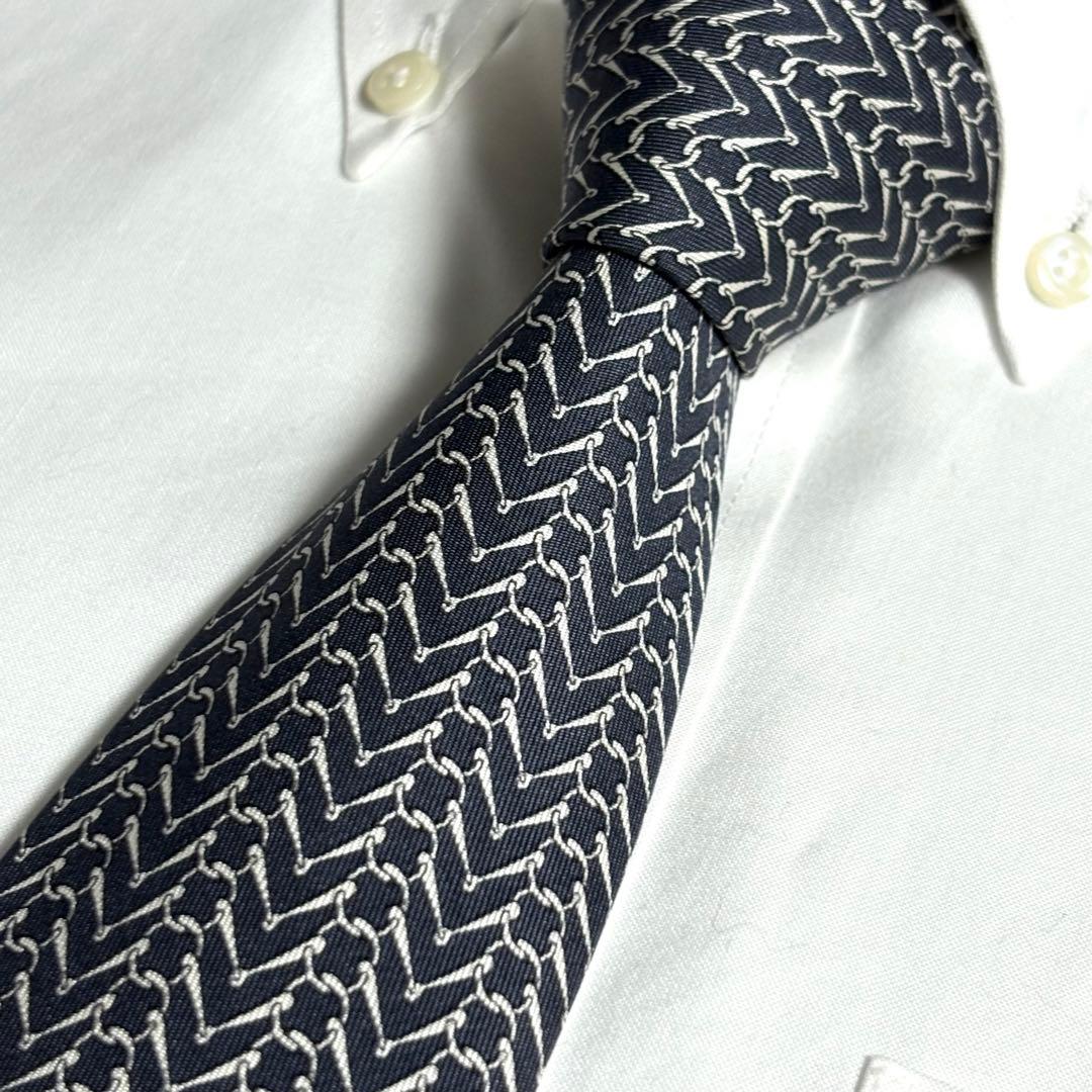 HERMES ネクタイ グレー パターン柄 総柄