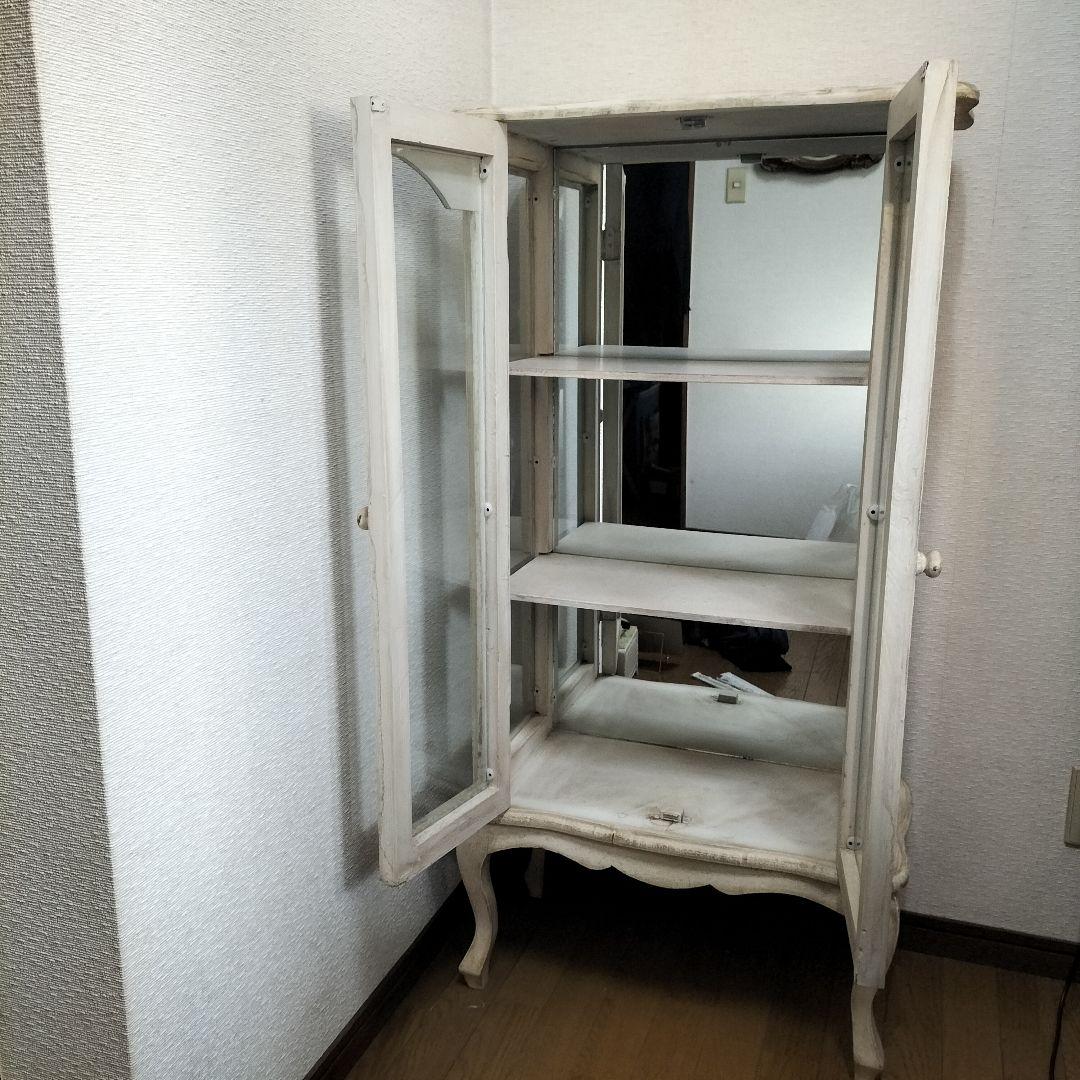 キャビネット　アンティーク風　ヴィンテージ　戸棚　チェスト トールペイント
