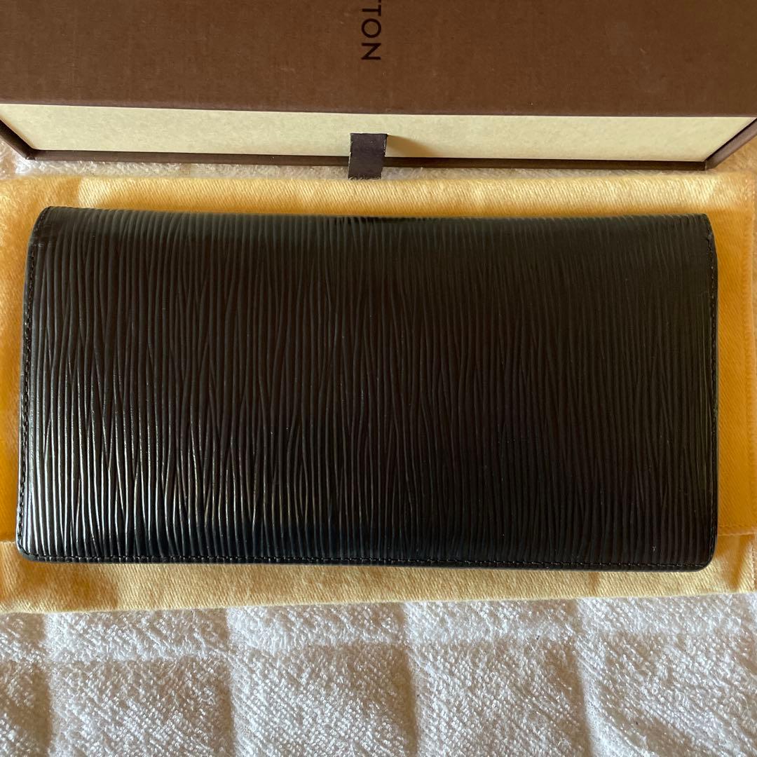 ルイヴィトン エピ 長財布 黒 箱 保存袋付 正規品