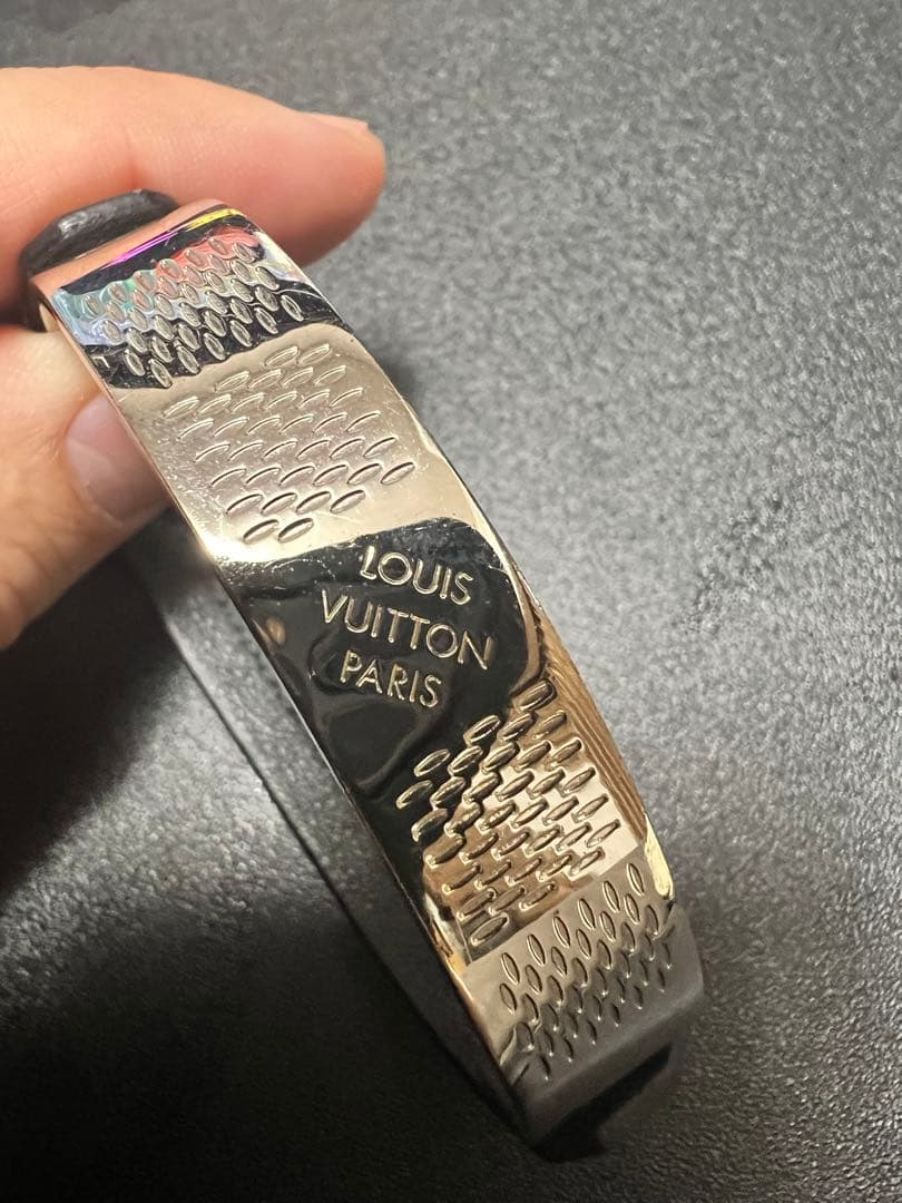 ルイヴィトン　シルバー レザー バングル　ブレスレット（中古品）