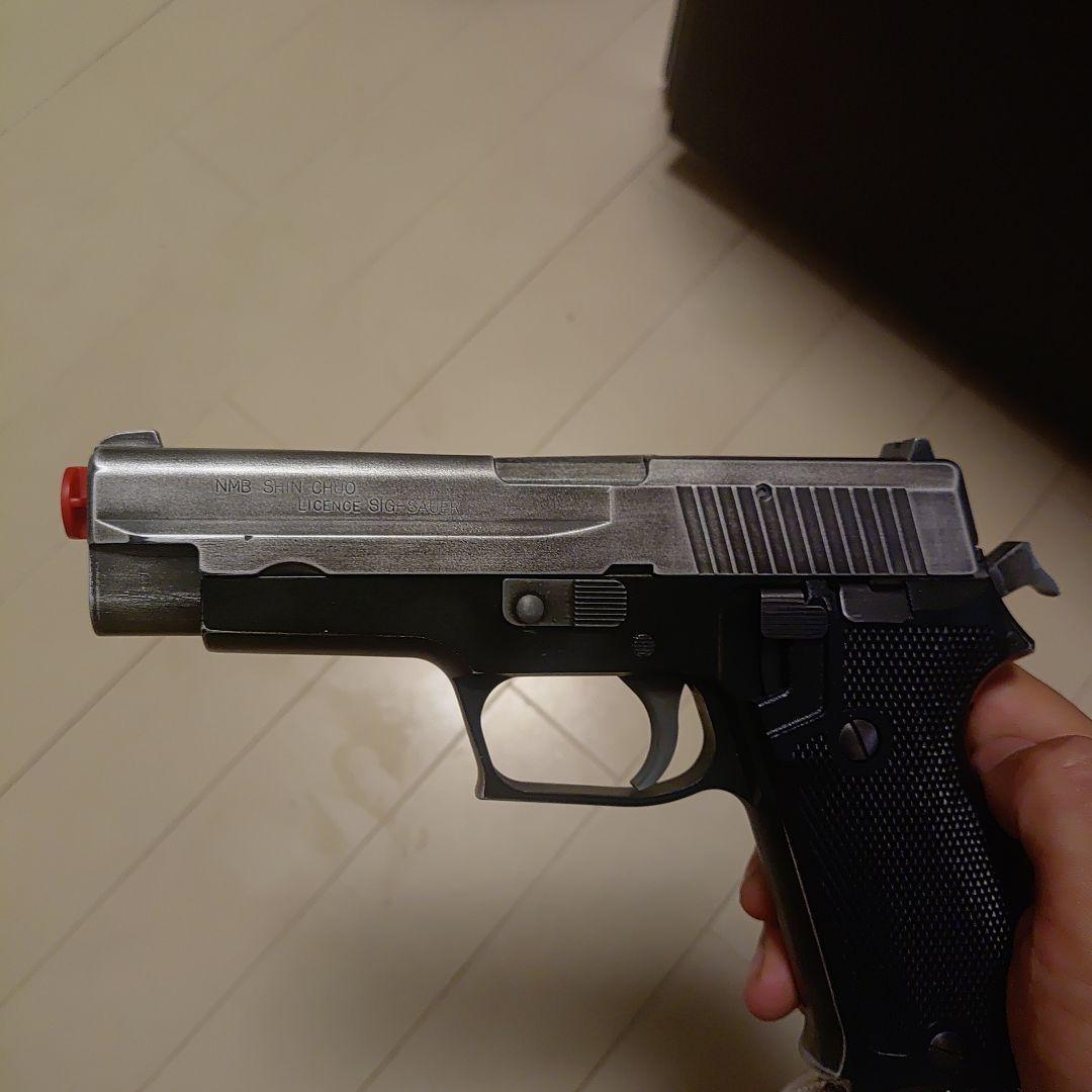 SIG P220 リアル塗装　陸上自衛隊仕様9mm拳銃