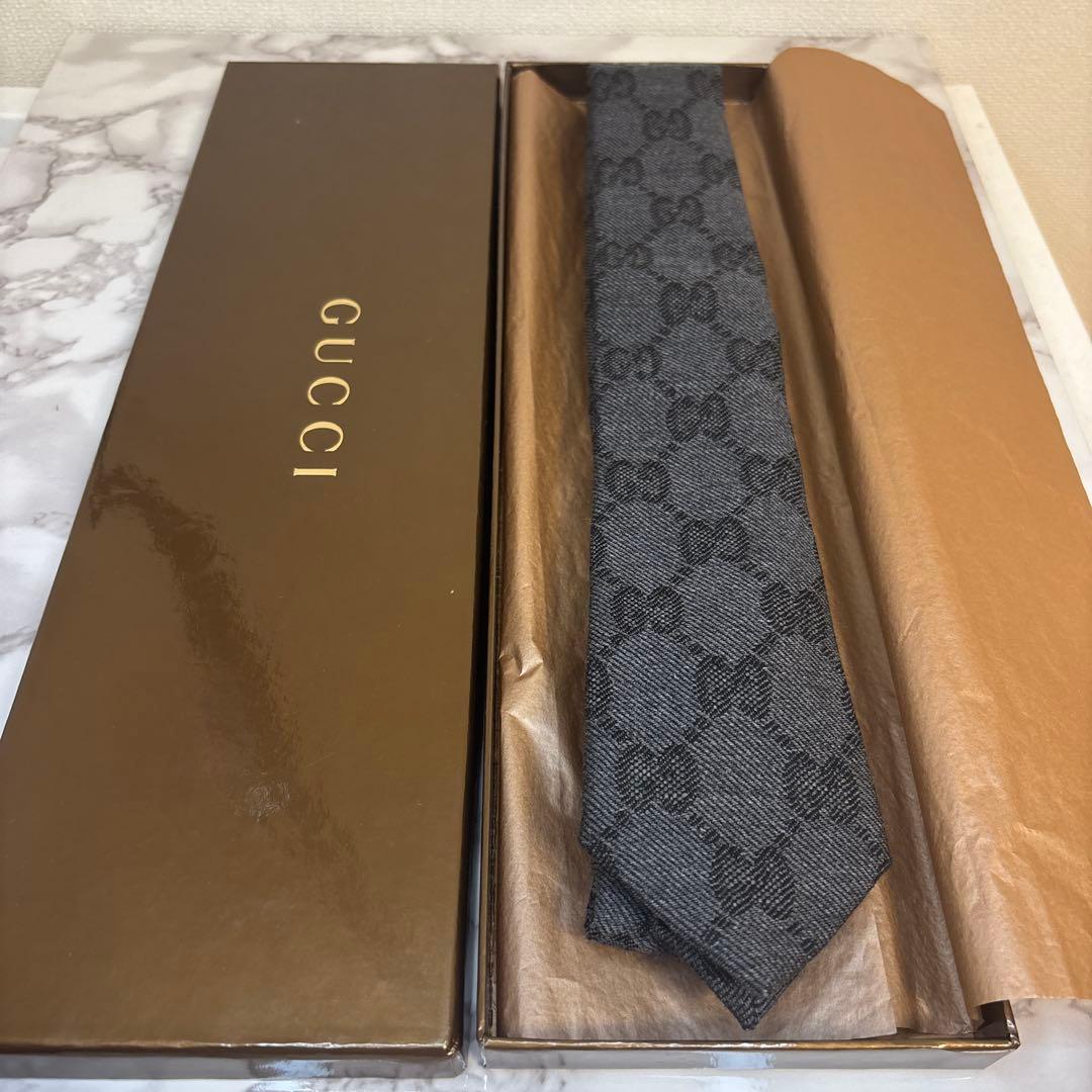 【箱付き】GUCCI ネクタイ　GG柄　ウール　現行タグ　グレー　ブラック
