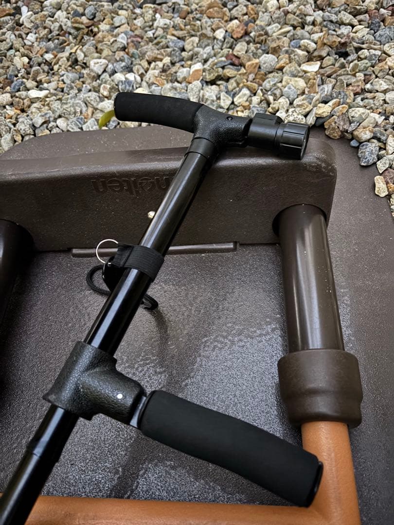 molten モルテン ルーツサイド 手すり 介護 床置き立ち上がり補助 杖