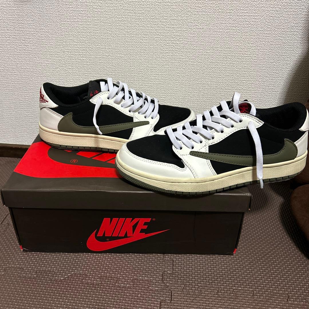 靴 Nike Air Jordan 1 low travis Scott