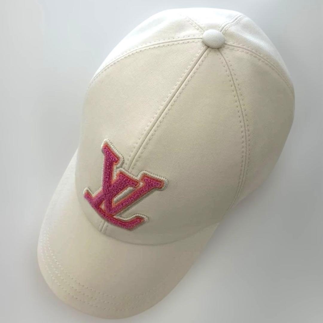 新品　男女兼用　激レア　ルイヴィトン　キャップ　LV シグネチャー　ホワイト