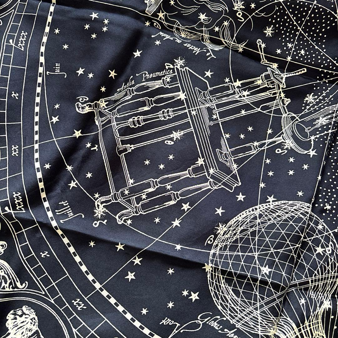 manipuri マニプリ /シルクスカーフ/天界図 /ネービー/88x88