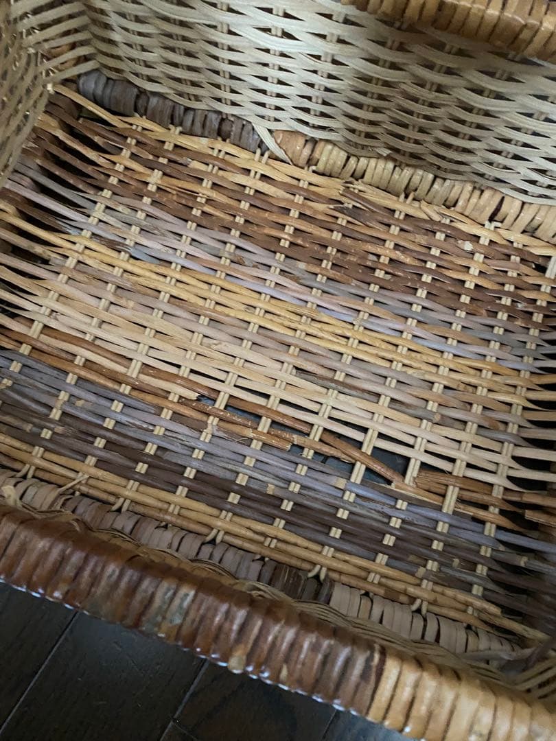 ラタン 4段収納ラック キャスター付き　中古