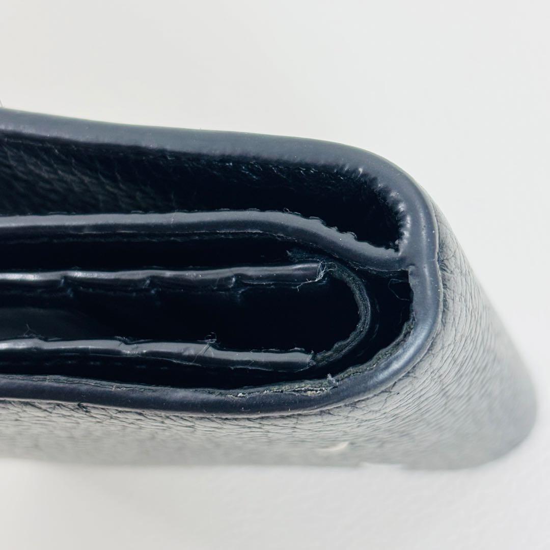 1778【美品】メゾンマルジェラ 二つ折り財布 シボ革 レザー ステッチ