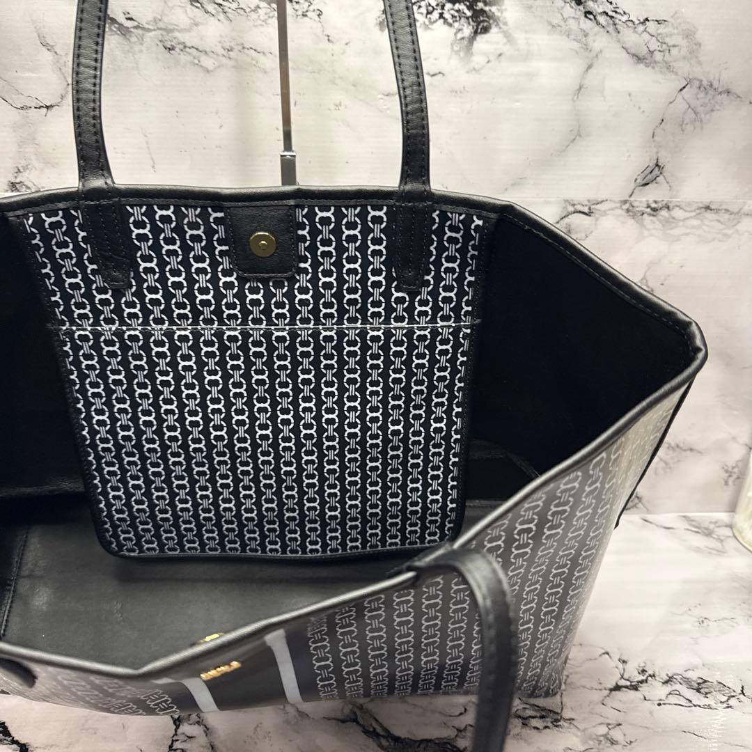 (美品)大人気、トリーバーチ、トートバッグ、大容量、A-4可、PVC地、人気色