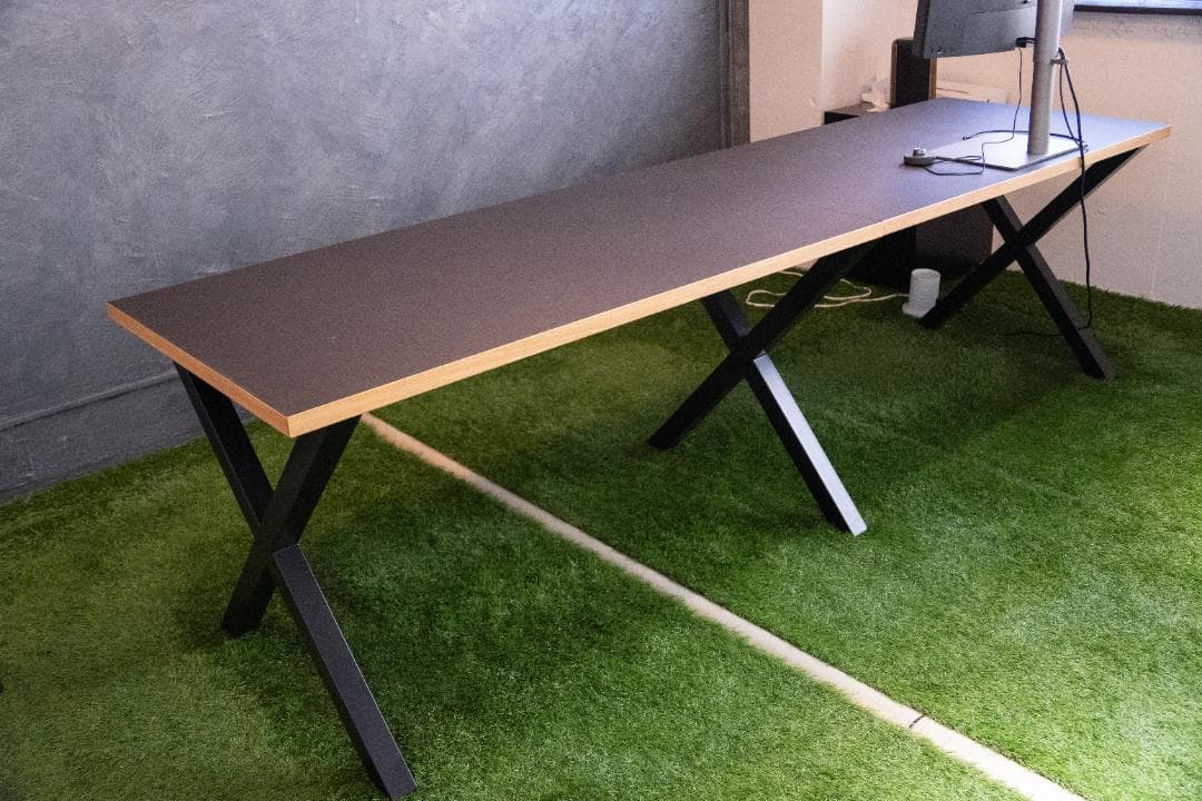 KANADEMONO THE TABLE / リノリウム ブラック