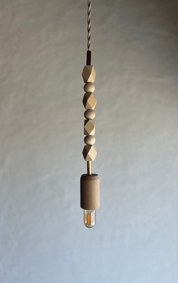 ウッドパーツのペンダントライト 木工照明