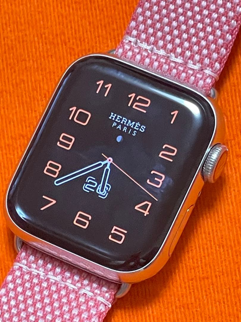 M*N様 【オレンジベルト未使用】エルメス　アップルウォッチ　シリーズ6　40m