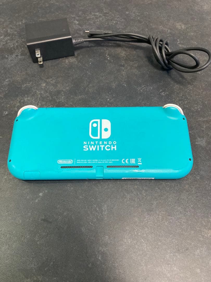 【美品】Nintendo Switch Lite ターコイズ 本体 充電器付き