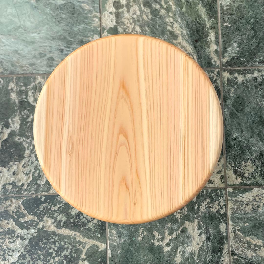 シカタ　丸椅子　木製スツール