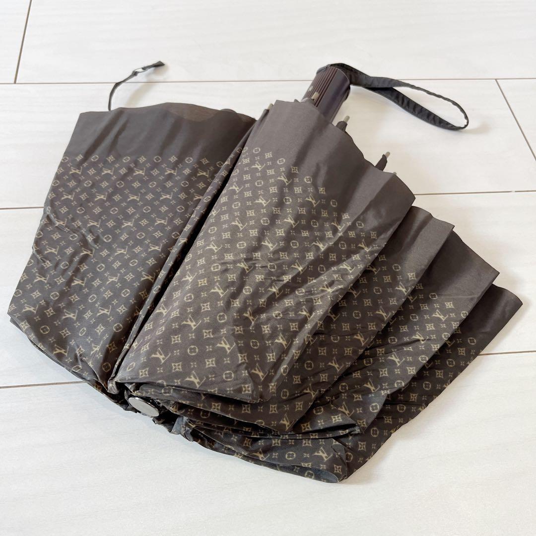 ルイヴィトン　パラプルュイ　オンデー　モノグラム　傘　折り畳み傘　ブラウン