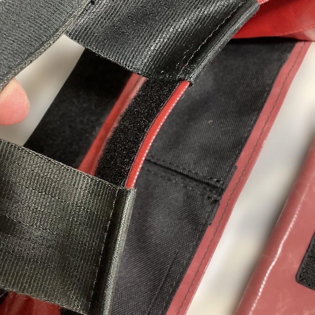 FREITAG メッセンジャーバッグ 赤/白　JOE ショルダーパッド付き