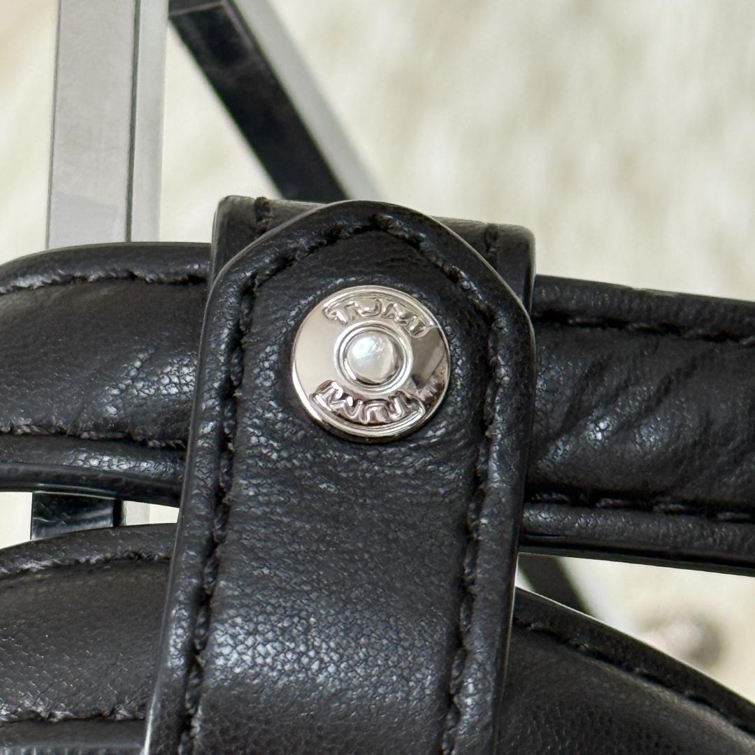 ひろ様✨TUMI トゥミ レザー トートバッグ ビジネスバッグ ロゴ刻印 A4