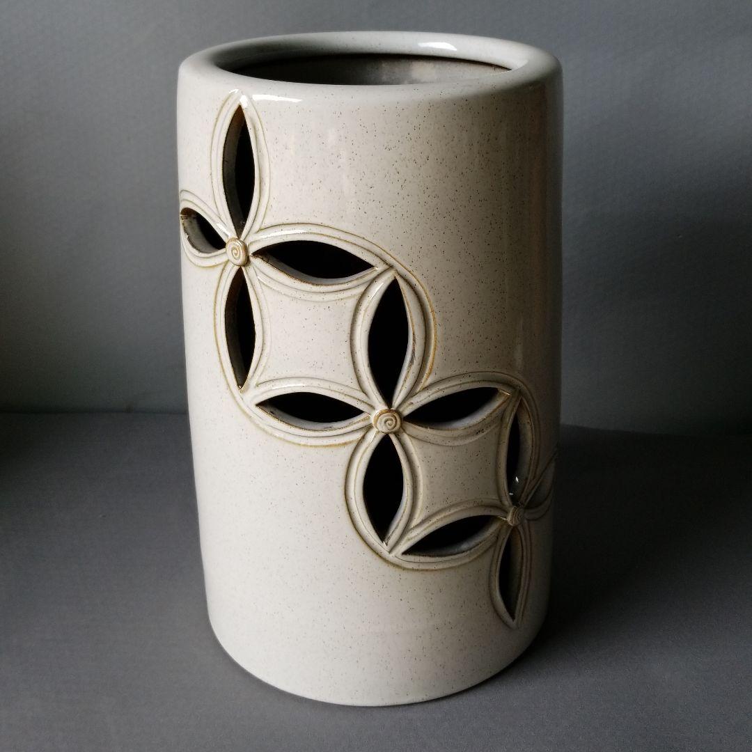 信楽焼　傘立て  すかし 高さ４０cm