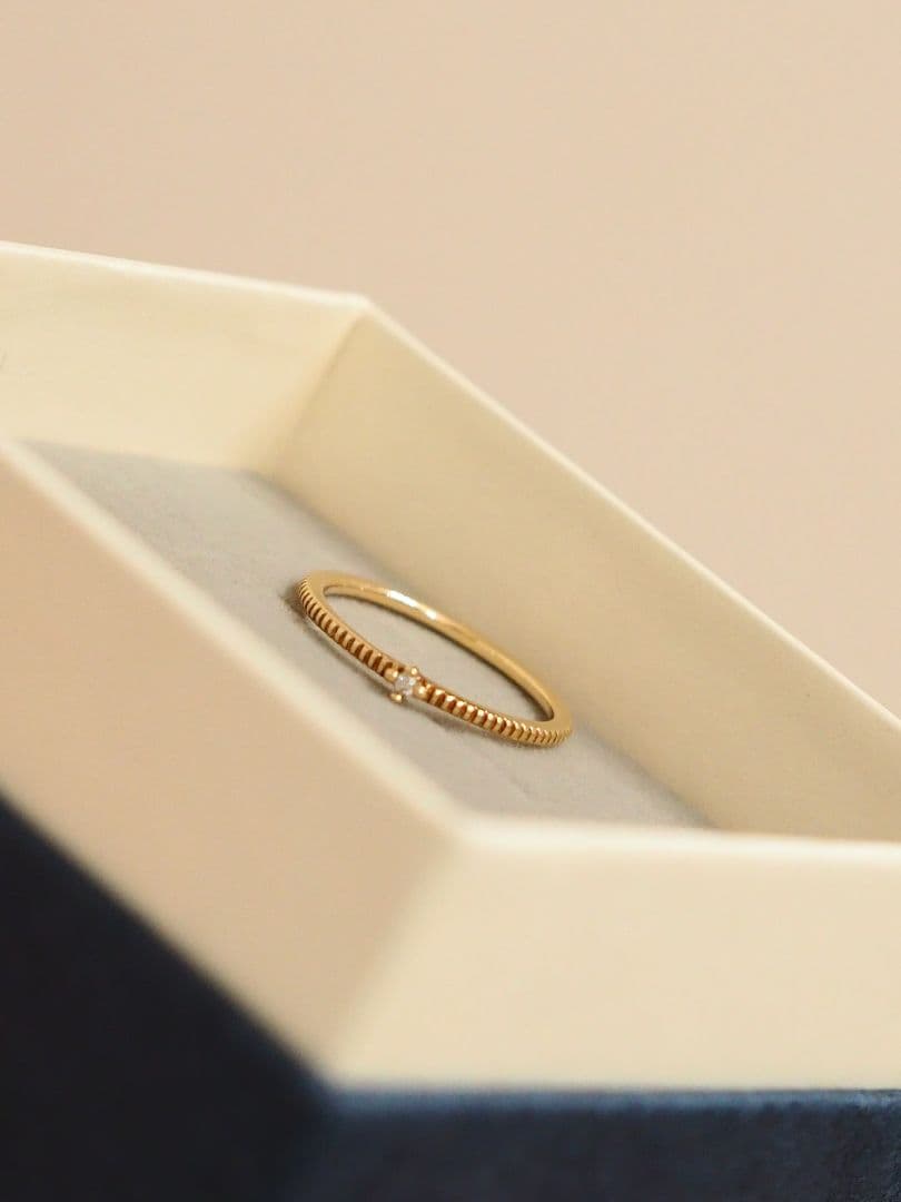 ete ダイヤモンドリング YG 11号 0.01 刻印あり