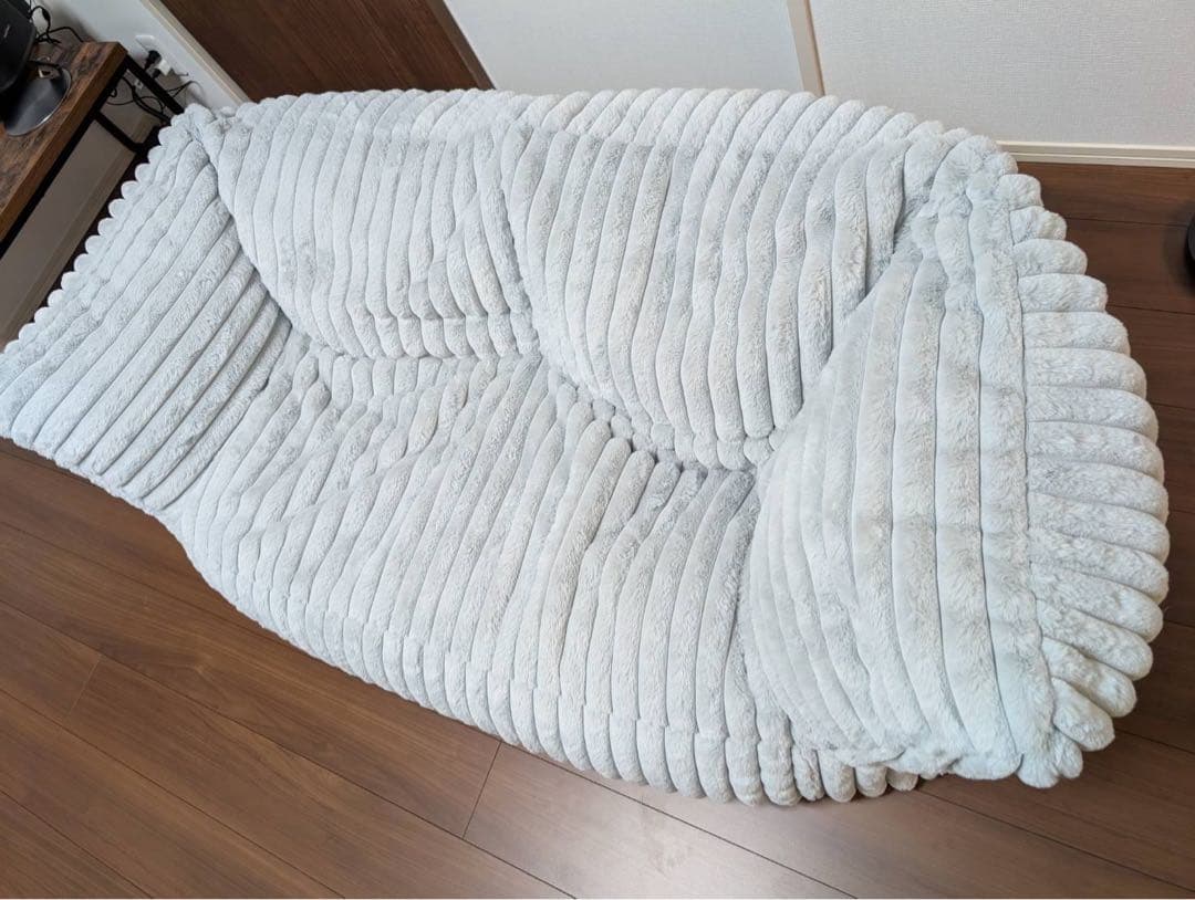 【美品】LoungePug アルバートソファビーズクッション 2人掛け