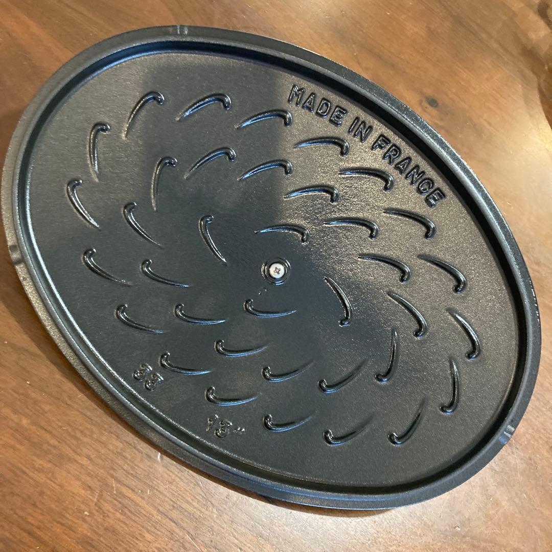 STAUB フィッシュシグネチャー　オーバルホットプレート