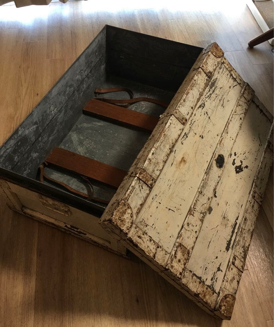 イギリス直輸入アンティーク　ブランケットボックス