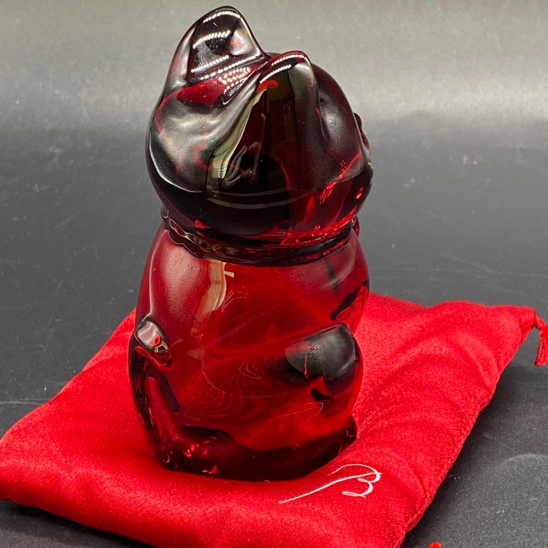 バカラ　置物　招き猫　レッド　ラッキーキャット　座布団付　no.142