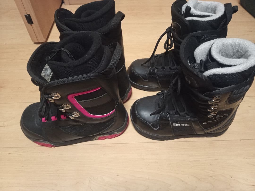 スノーボード　レディース　3点セット　別料金でブーツ追加です