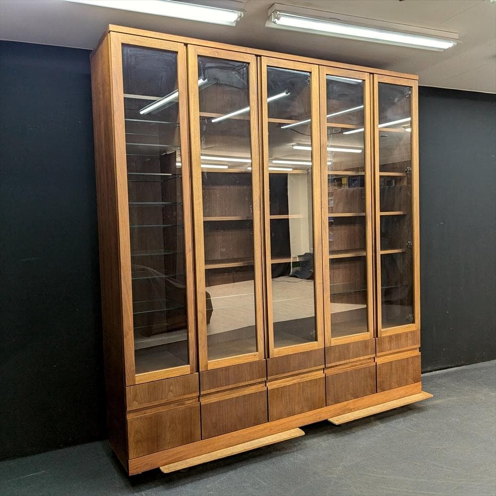 飛騨　シラカワ　ウォルナット　本棚　本箱　ブックシェルフ　キャビネット　飾り棚