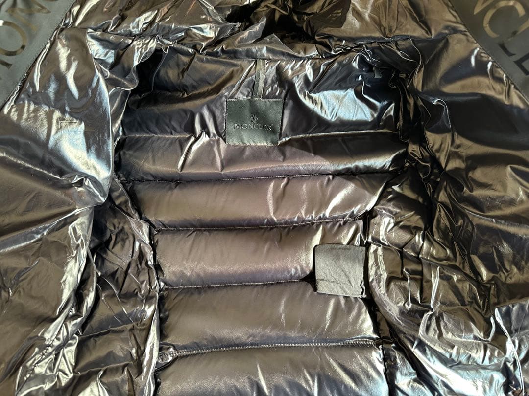 モンクレール MONCLER Herbeショートダウンジャケット ブラック 1