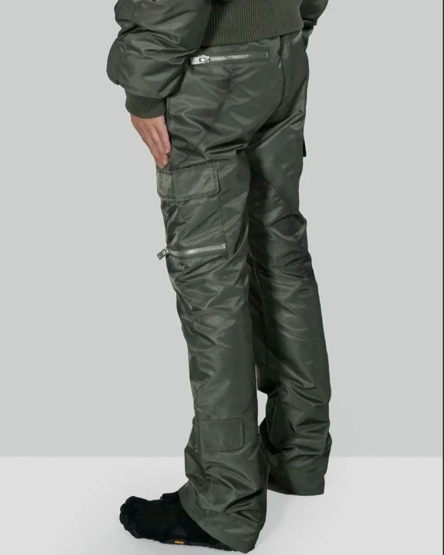 HELIOT EMILカーゴパンツ