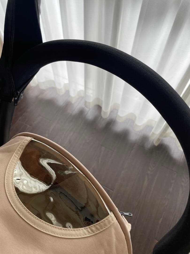 ベージュ yoyo+ 6+ ベビーカー ブラックフレーム
