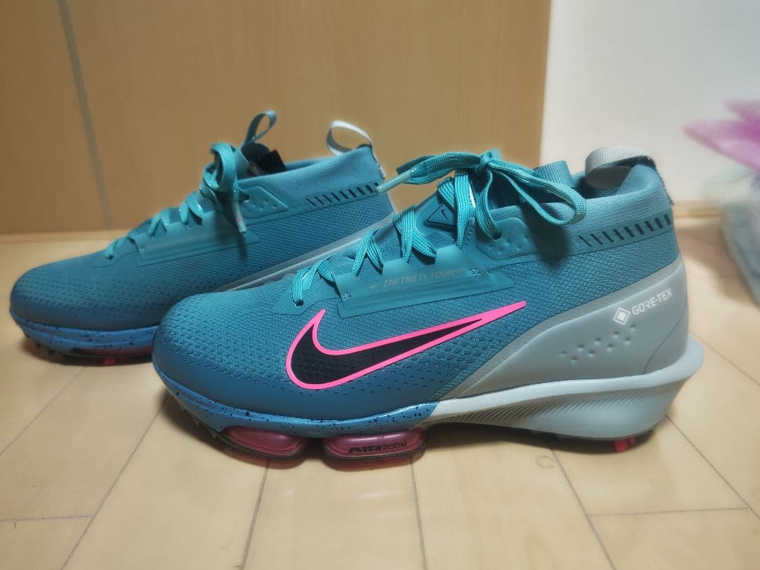 ナイキ インフィニティツアー2 ゴアテックス 28.5cm W