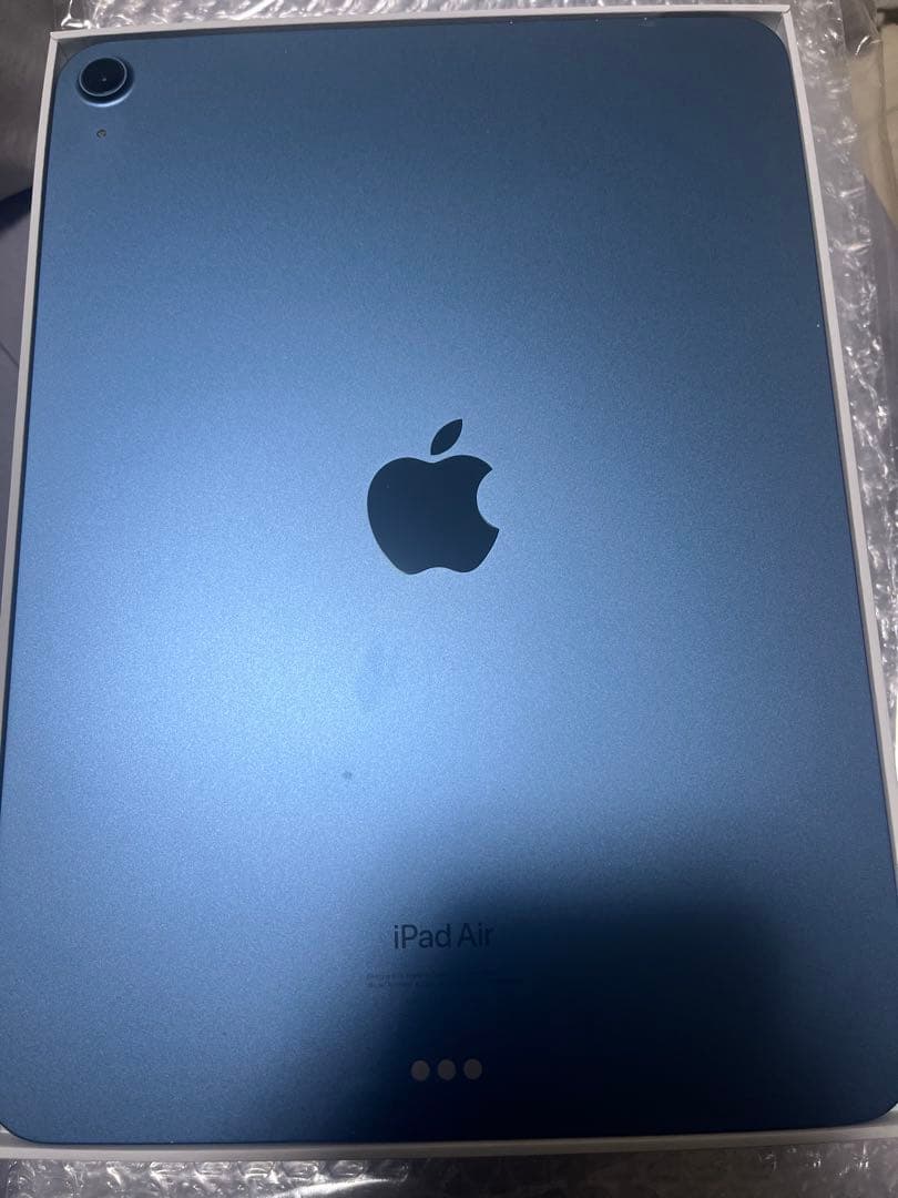 Apple iPad Air 5(第5世代)青色 本体