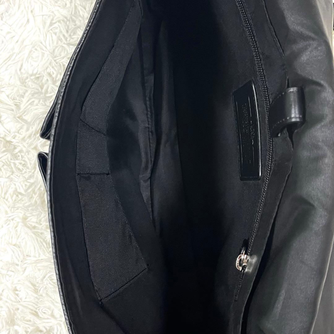 美品✨COACHヘンリーメッセンジャーバッグ ペブルドレザーブラックF54149