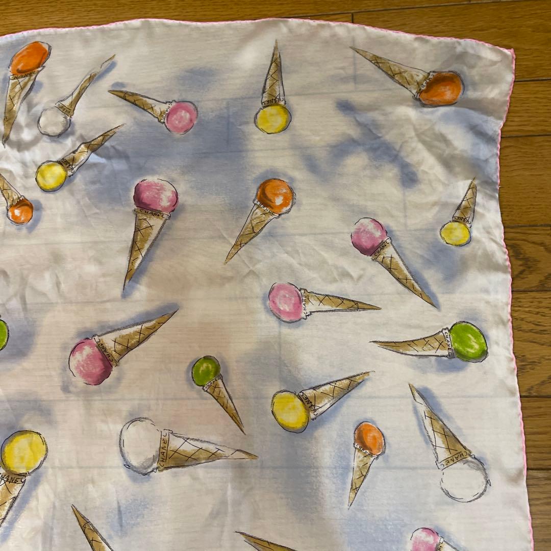 CHANEL スカーフ　85センチ シルクシフォン