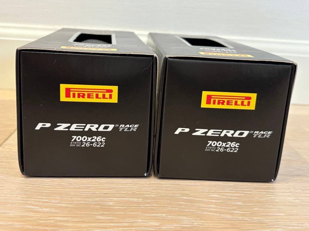 Pirelli P ZERO RACE TLR 700x26C チューブレス