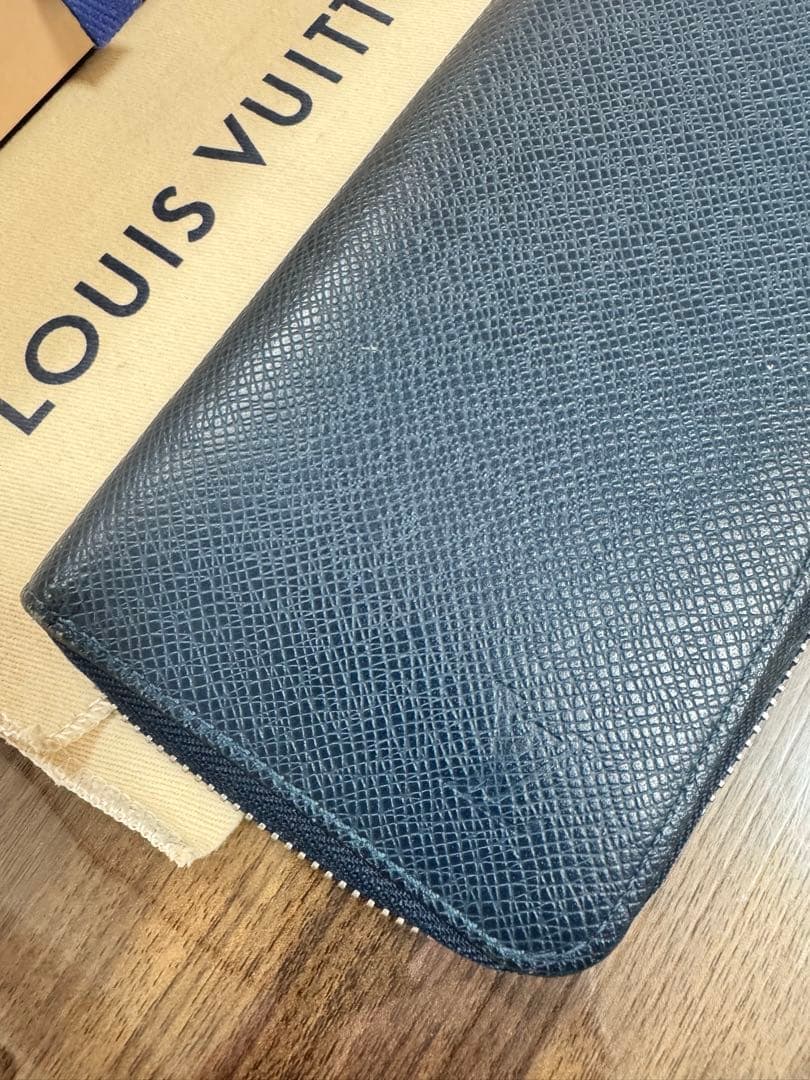 2017年製ルイヴィトン ヴェルティカル タイガ 長財布　ネイビー