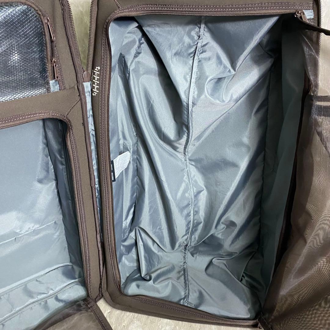 Burton キャリーバッグ カモフラージュ キャリーケース 大容量