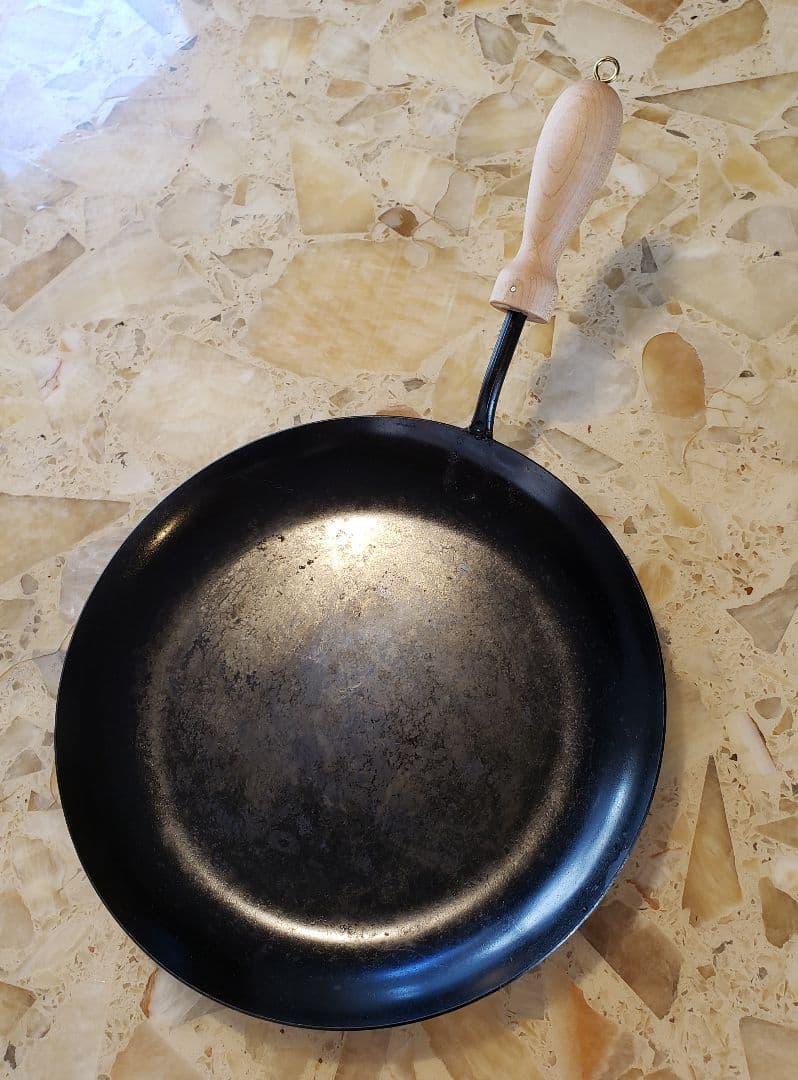 最終価格※タキビズム※鉄製フライパン 木製ハンドル　美品♪