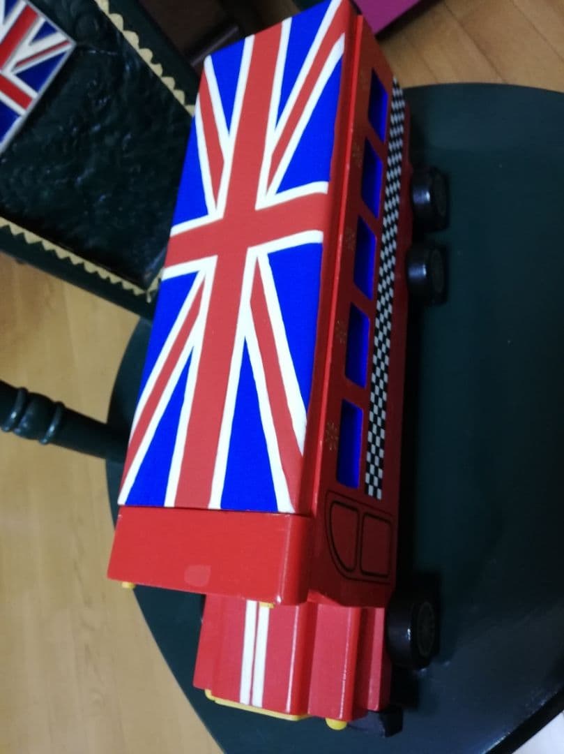 レーシングスクール★ユニオンジャック★ロンドンバス★木製