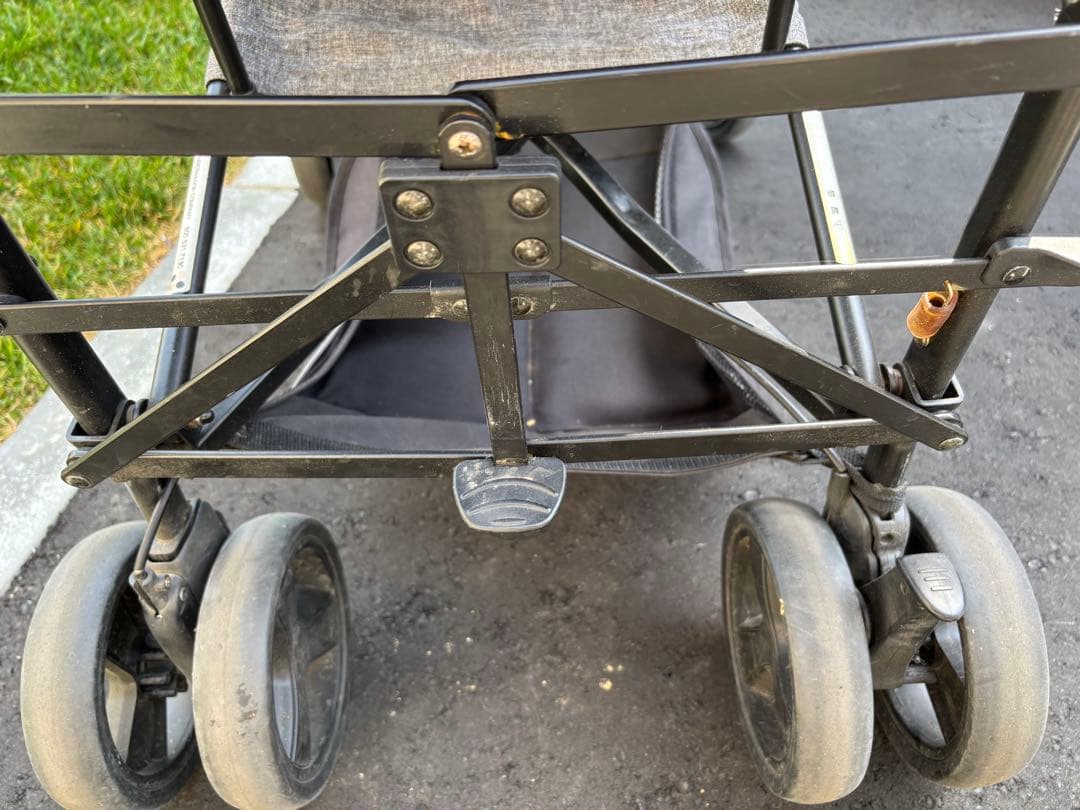 日本育児　kinder wagon DUO シティHOP 2人乗りベビーカー