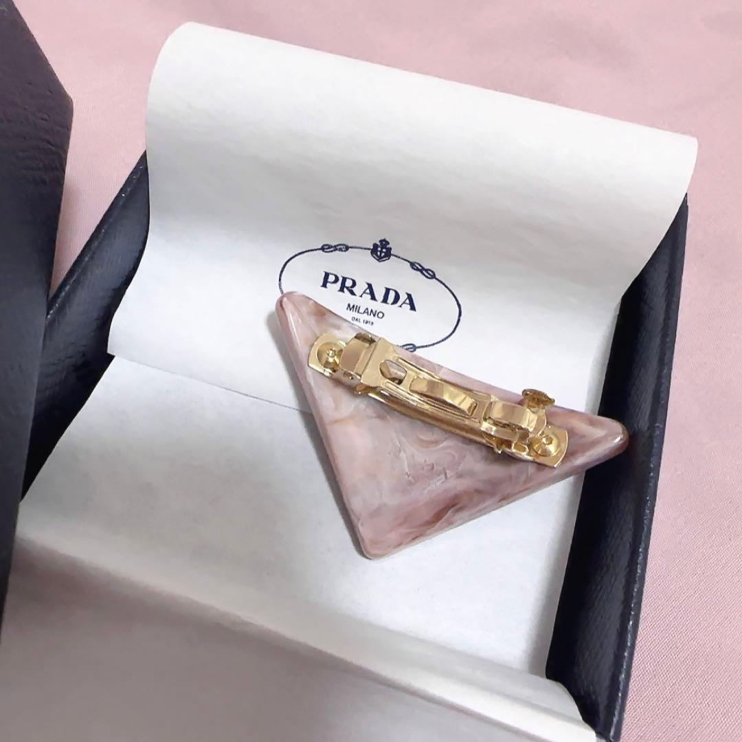 【限定お値下げ中！新品未使用】PRADA プレキシガラス ヘアクリップ ピンク