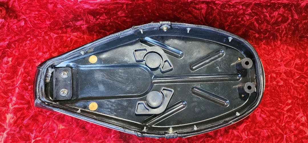 シャリー　極低　フラットシート　純正風ステッチ