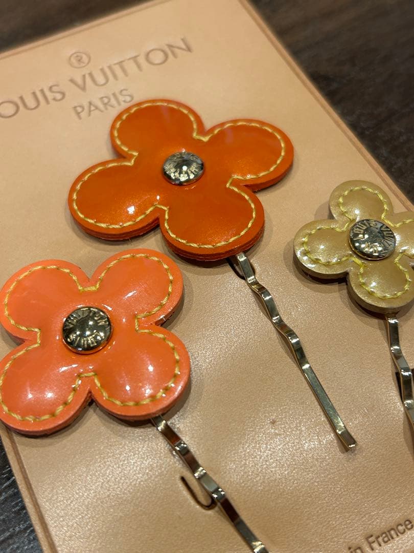 LOUIS VUITTON ルイヴィトン フルール ヴェルニ ヘアピン3本セット