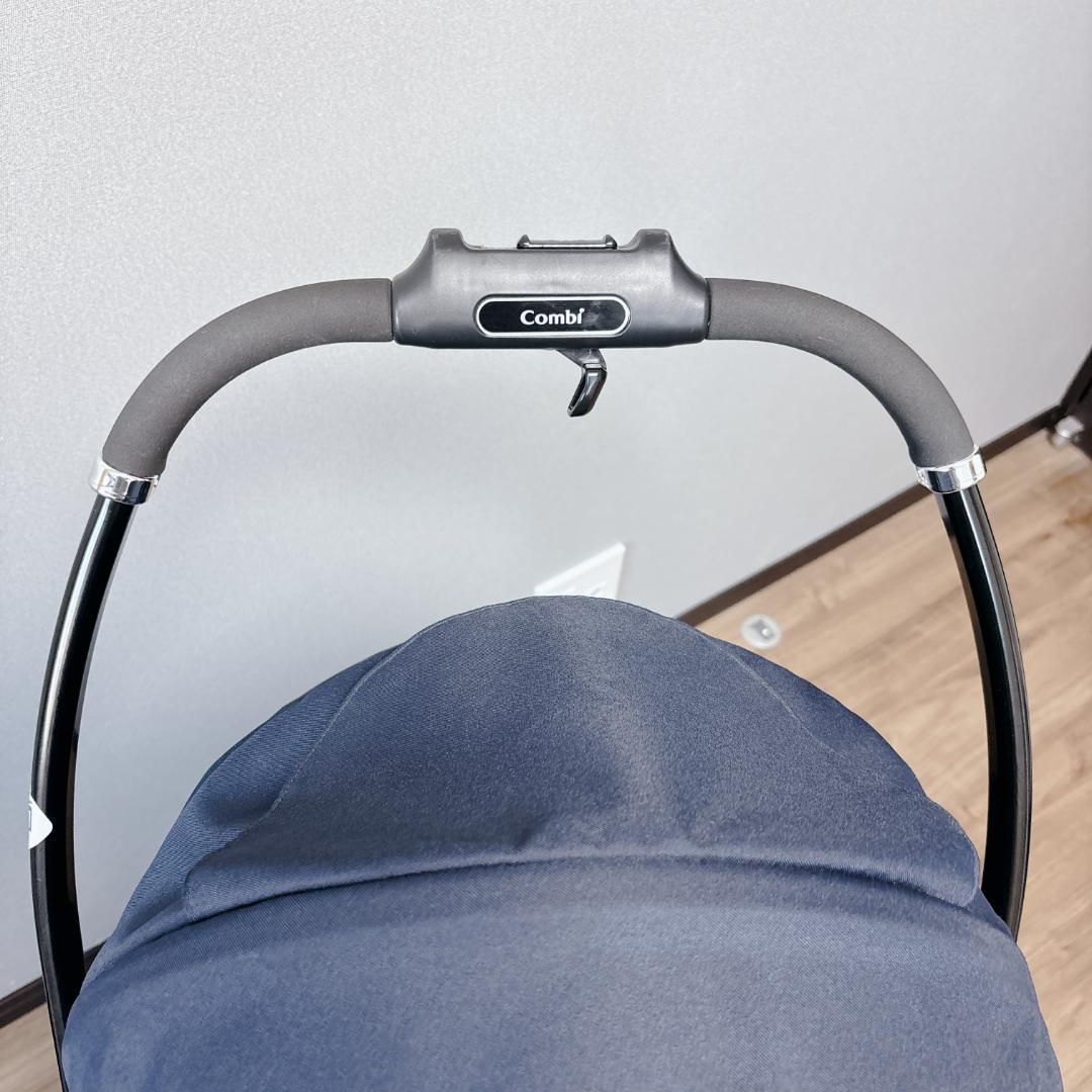 【極美品】 Combi スゴカルα 4キャス Light エッグショックHS