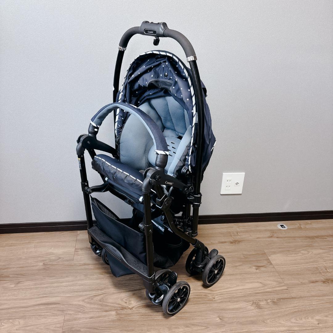 【極美品】 Combi スゴカルα 4キャス Light エッグショックHS