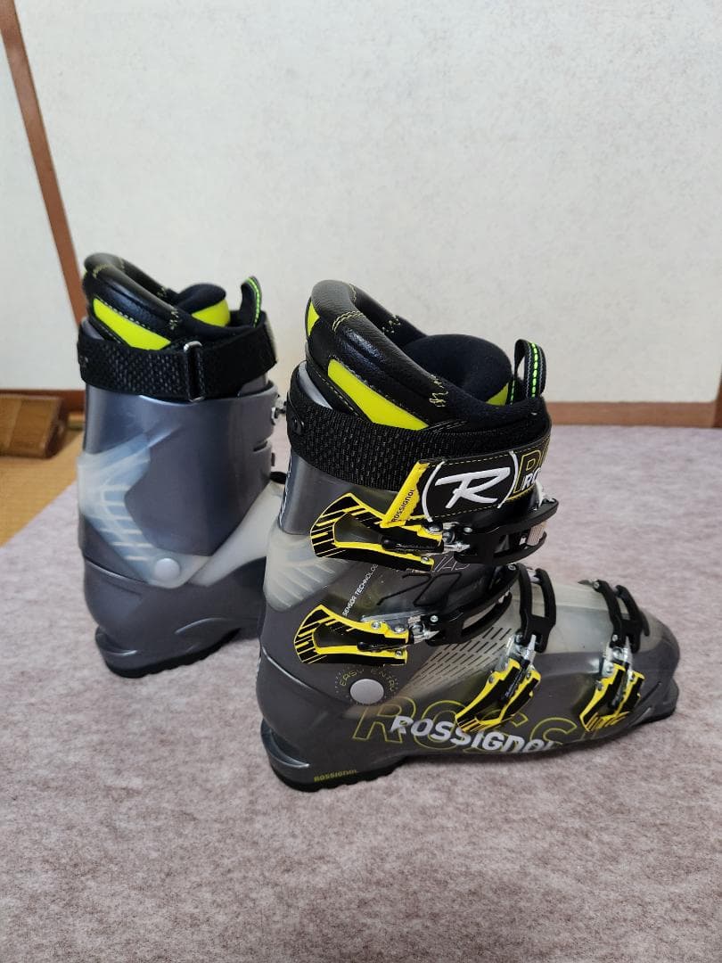 ロシニョールスキーブーツ